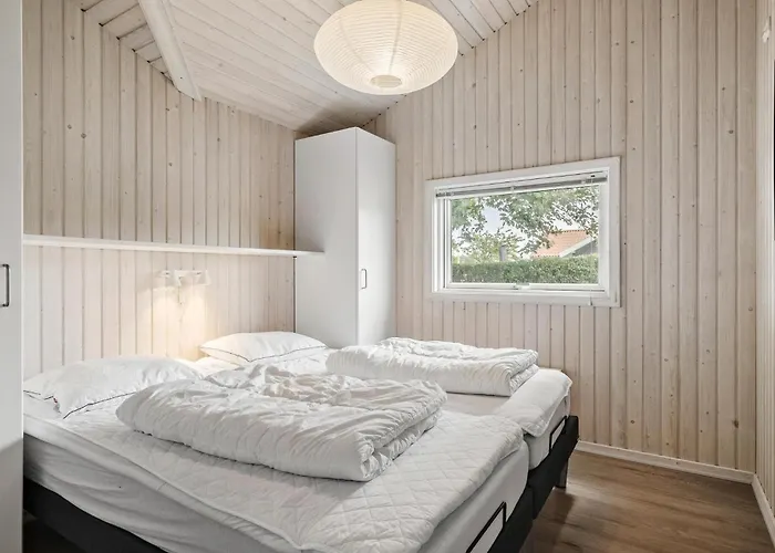 Beautiful In With Wifi Holiday home